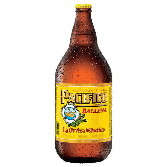 Cerveza mexicana Pacifico Clara, botella de 946 ml (32 oz fl), 4,4 % de alcohol por volumen.